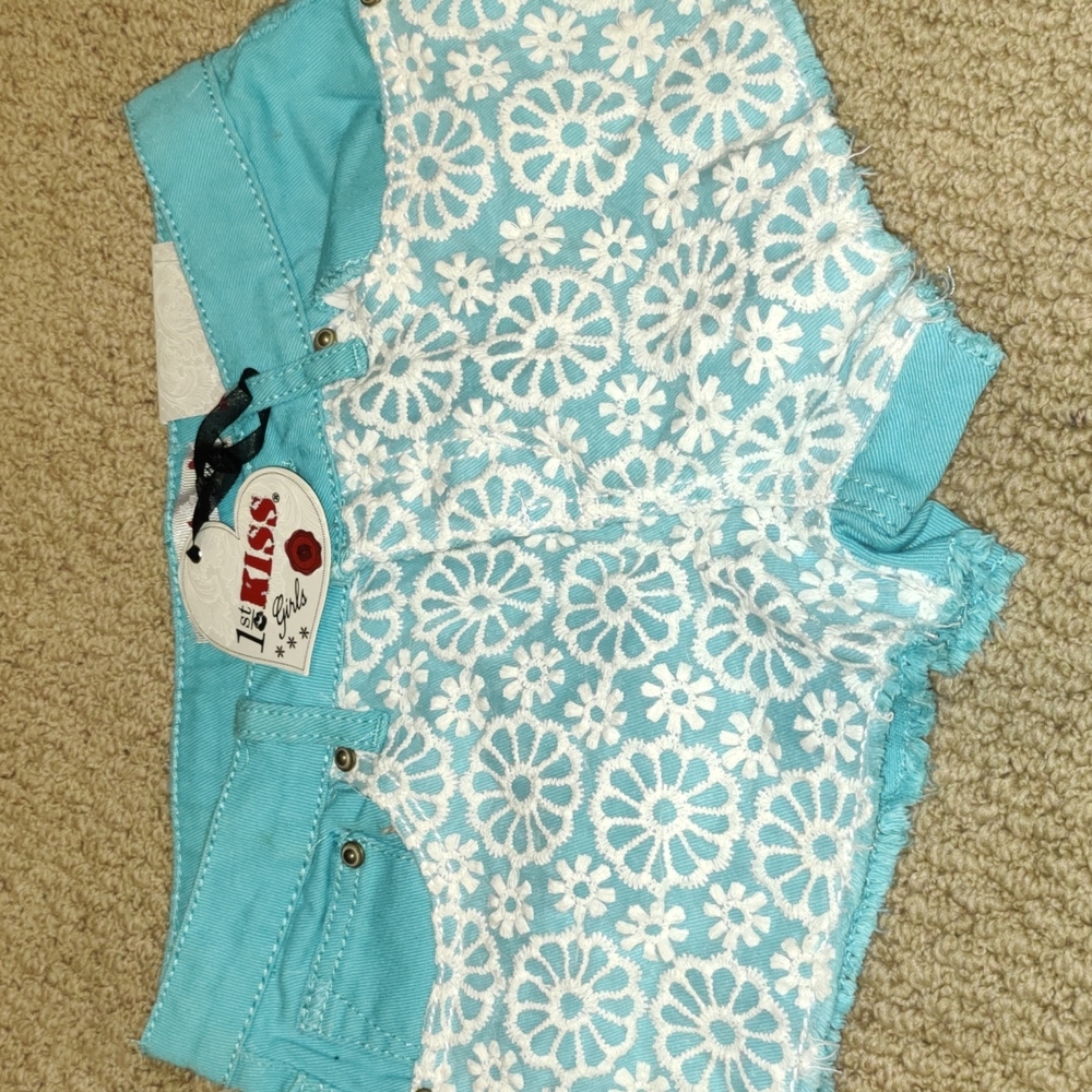 NWT Girls Super Cute Denim Shorts